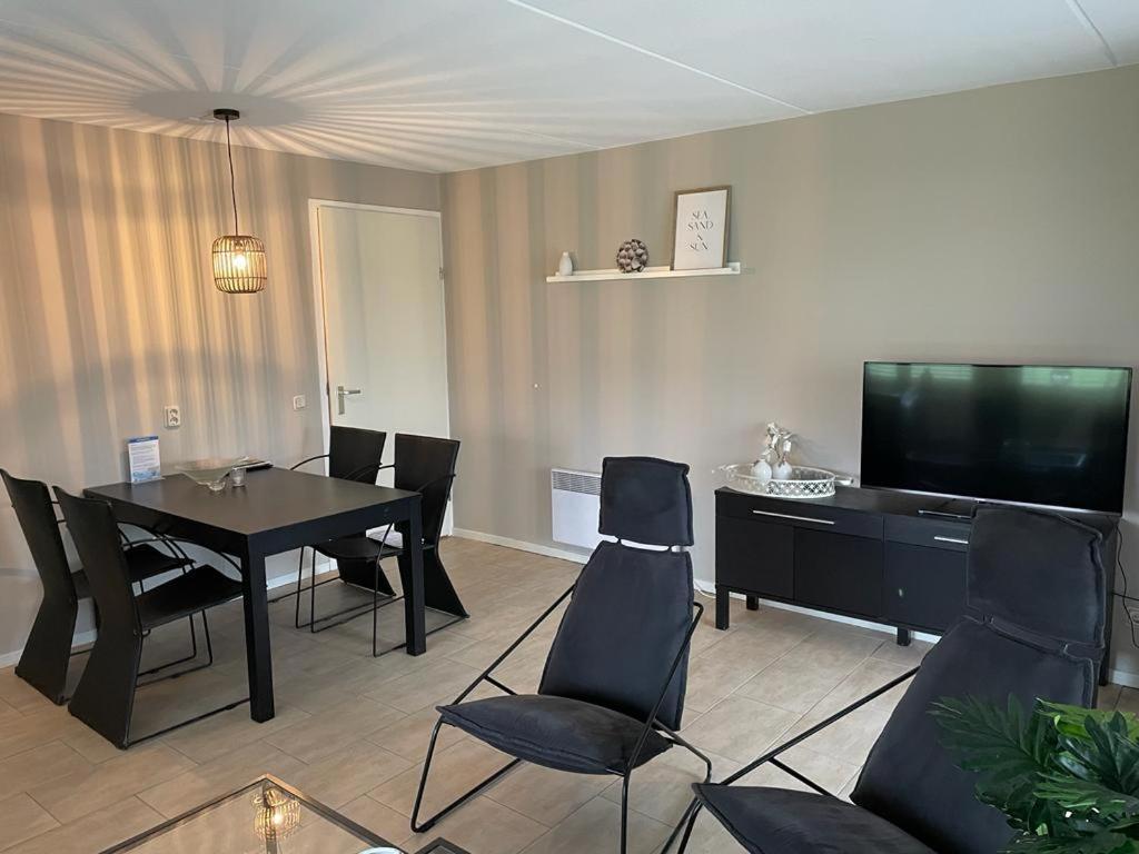 Escape, Appartement Met Groot Terras Buren  Exteriör bild